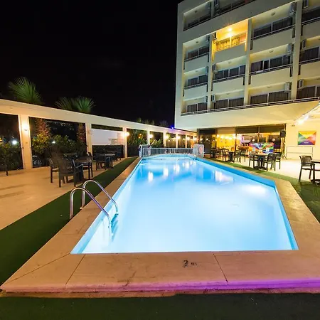 Hotel Tuntas Altinkum (Aydin)